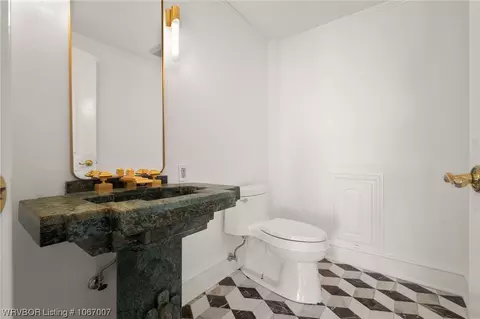 Bath - 4234 Spring Mountain Dr, Fort Smith, AR 72916 photo 1 of 4