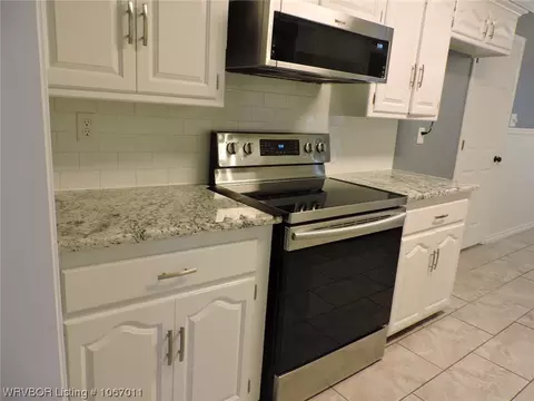 6818 S V St, Fort Smith, AR 72903 photo 4