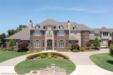 211 Saint Karr, Fort Smith, AR 72916