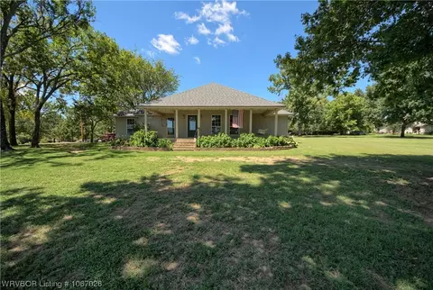 8155 N Highway 71, Alma, AR 72921