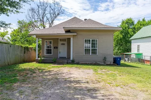 1114 S 10th St, Fort Smith, AR 72901