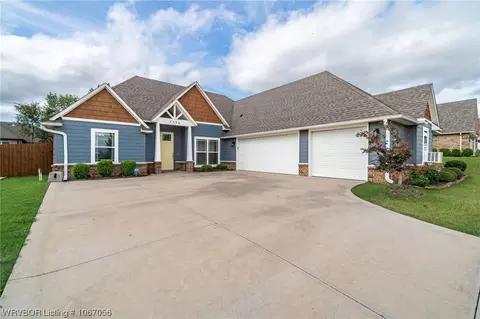 7930 Big Oak Dr, Fort Smith, AR 72916