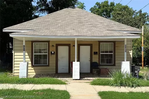 1811 S 18115 S H St, Fort Smith, AR 72901