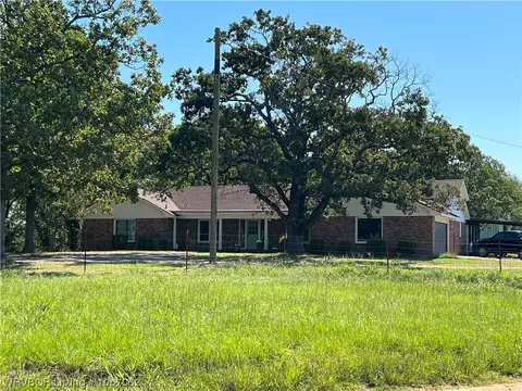 11917 Hilltown Rd, Cameron, OK 74932