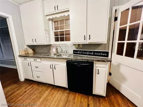 4215 Park Ave, Fort Smith, AR 72903 photo 9