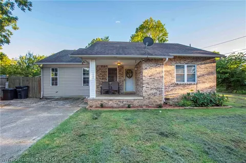 503 Fifth St, Charleston, AR 72933