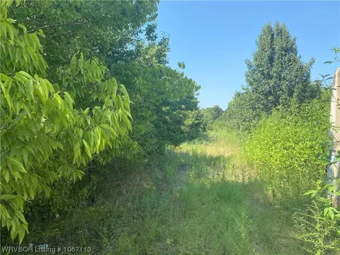 604 Shamrock Dr, Lavaca, AR 72941 photo 16