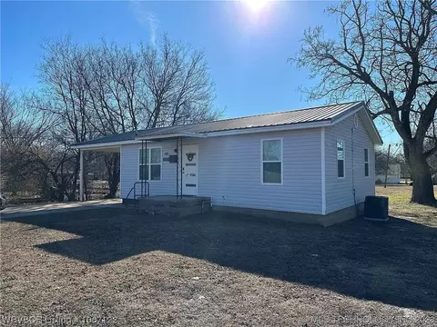 416 W Choctaw, Sallisaw, OK 74955