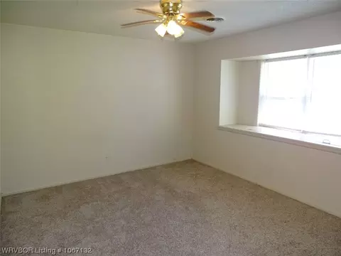 602 H St, Barling, AR 72923 photo 10