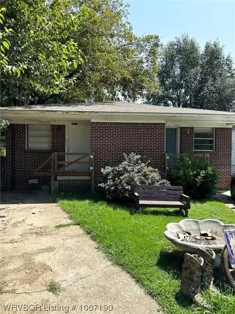 1216 N 1218 N 35th St, Fort Smith, AR 72904
