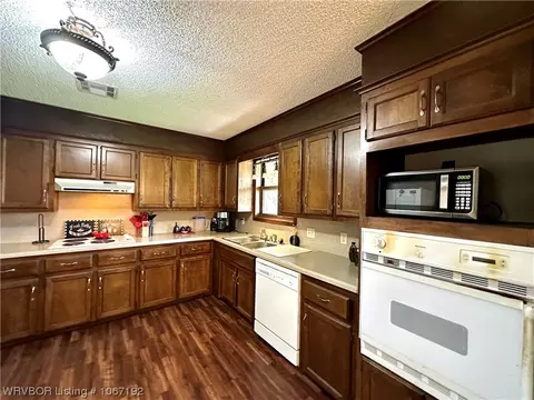 1902 E Mckenzie Ave, Pocola, OK 74902 photo 11