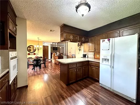 1902 E Mckenzie Ave, Pocola, OK 74902 photo 12