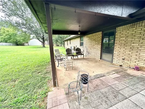 1902 E Mckenzie Ave, Pocola, OK 74902 photo 29