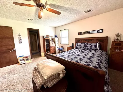 1902 E Mckenzie Ave, Pocola, OK 74902 photo 19