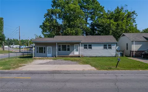 4201 Spradling Ave, Fort Smith, AR 72904