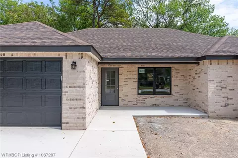 1220 N 36th St, Fort Smith, AR 72904 photo 2