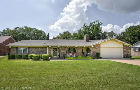 205 Carson Rd, Roland, OK 74954