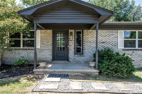 307 N 57th St, Fort Smith, AR 72903 photo 2