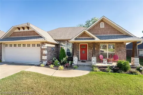 715 Live Oak Dr, Greenwood, AR 72936