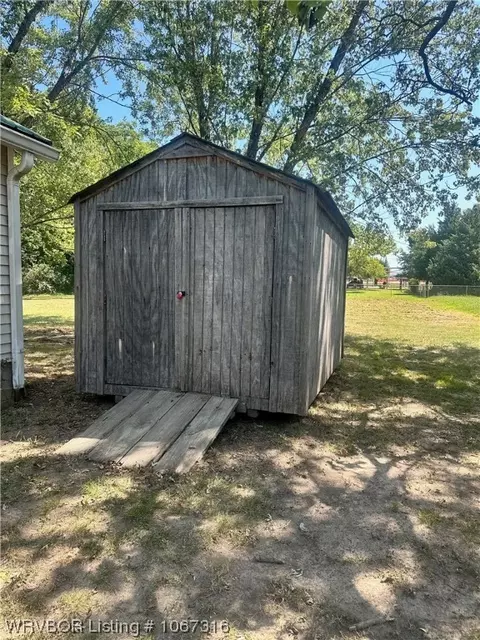 900 Morris St, Pocola, OK 74902 photo 8