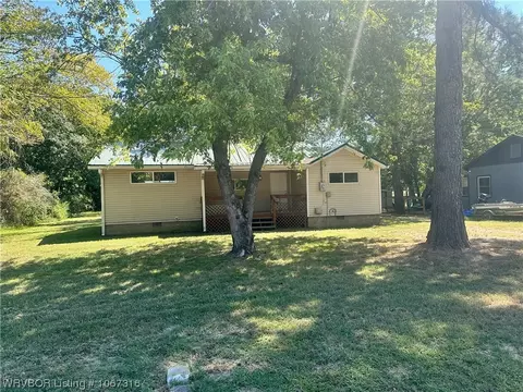900 Morris St, Pocola, OK 74902 photo 3