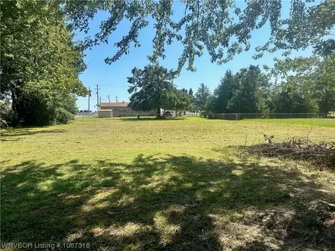 900 Morris St, Pocola, OK 74902 photo 7