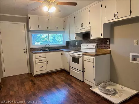 900 Morris St, Pocola, OK 74902 photo 12