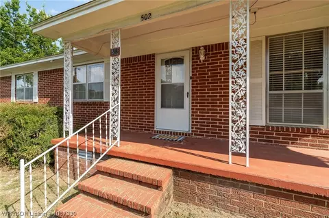 502 E 3rd St, Hartford, AR 72938 photo 4