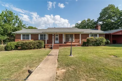 502 E 3rd St, Hartford, AR 72938