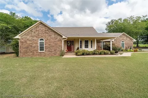 18840 Round Mtn Rd, Howe, OK 74940