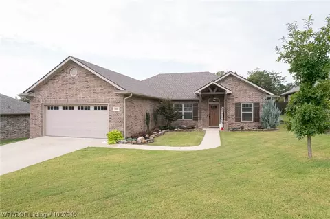 9400 Harvest Ct, Fort Smith, AR 72916
