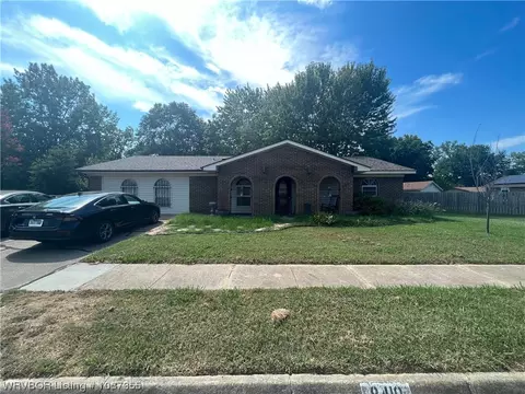 8410 35th Ter, Fort Smith, AR 72908