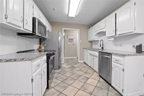 8701 S 31st Ter, Fort Smith, AR 72908 photo 10