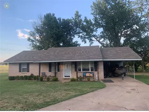 716 Sharon Cir, Charleston, AR 72933