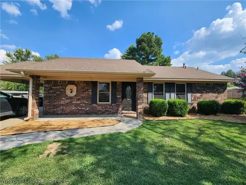212 Eastgate Dr, Charleston, AR 72933