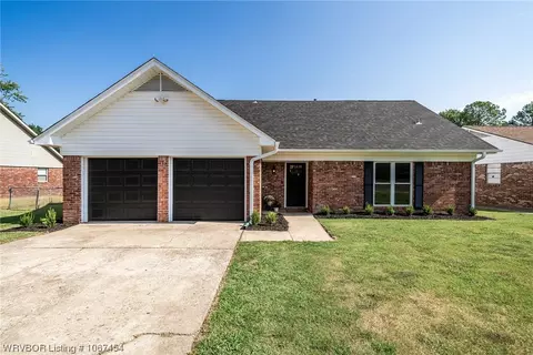 4501 Urbana Dr, Fort Smith, AR 72904