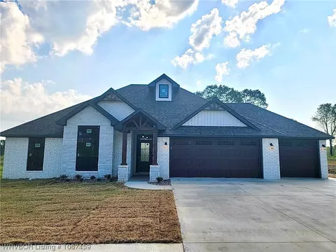 1142 Partridge Pl, Barling, AR 72923
