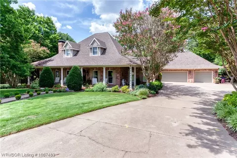 2201 Brigadoon Dr, Fort Smith, AR 72908