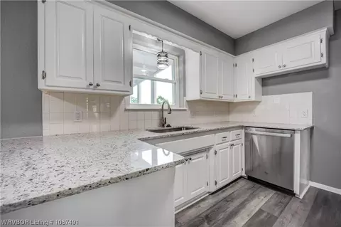 7500 Martin Dr, Fort Smith, AR 72908 photo 17