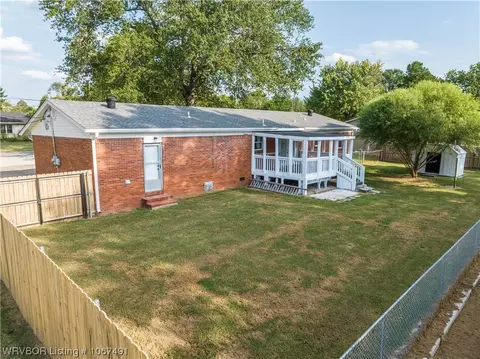 7500 Martin Dr, Fort Smith, AR 72908 photo 8