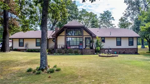 200 12th St, Muldrow, OK 74948