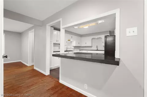 202 E Houston St, Lavaca, AR 72941 photo 4