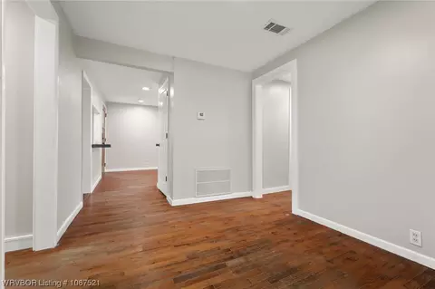 202 E Houston St, Lavaca, AR 72941 photo 10