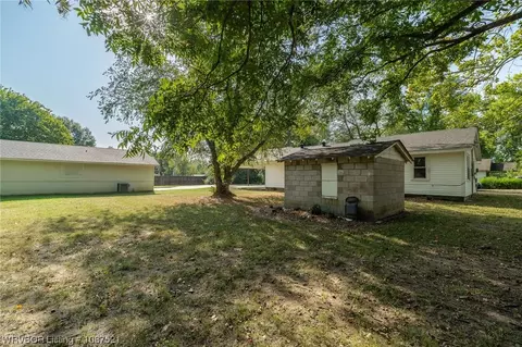 202 E Houston St, Lavaca, AR 72941 photo 30