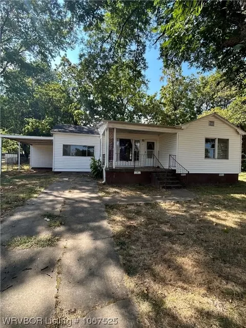3 Anna Sue Rd, Van Buren, AR 72956