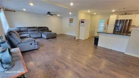 Living - 207 W Harper St, Mansfield, AR 72944 photo 1 of 4