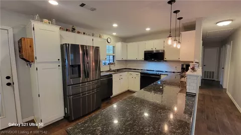 Kitchen - 207 W Harper St, Mansfield, AR 72944 photo 3 of 12