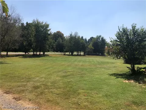 5607 Slaytonville Rd, Hackett, AR 72937 photo 4