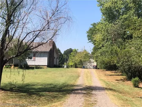 5607 Slaytonville Rd, Hackett, AR 72937 photo 3