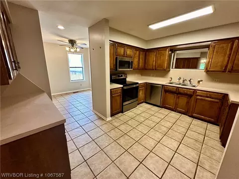 3205 S 51st St, Fort Smith, AR 72903 photo 11